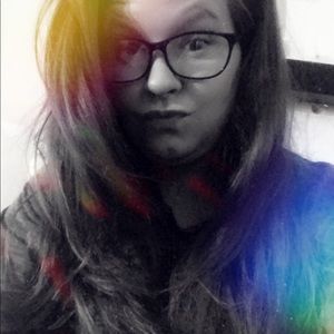 Meet your Posher, Nicole